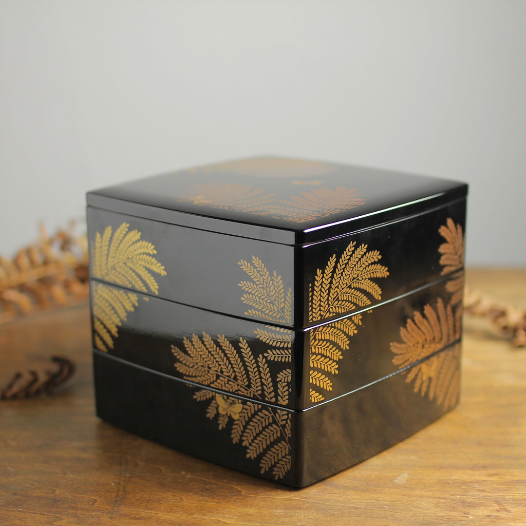 Vintage Chiki Chic Traditional Japanese Three-Tier Bento Box, 1980s