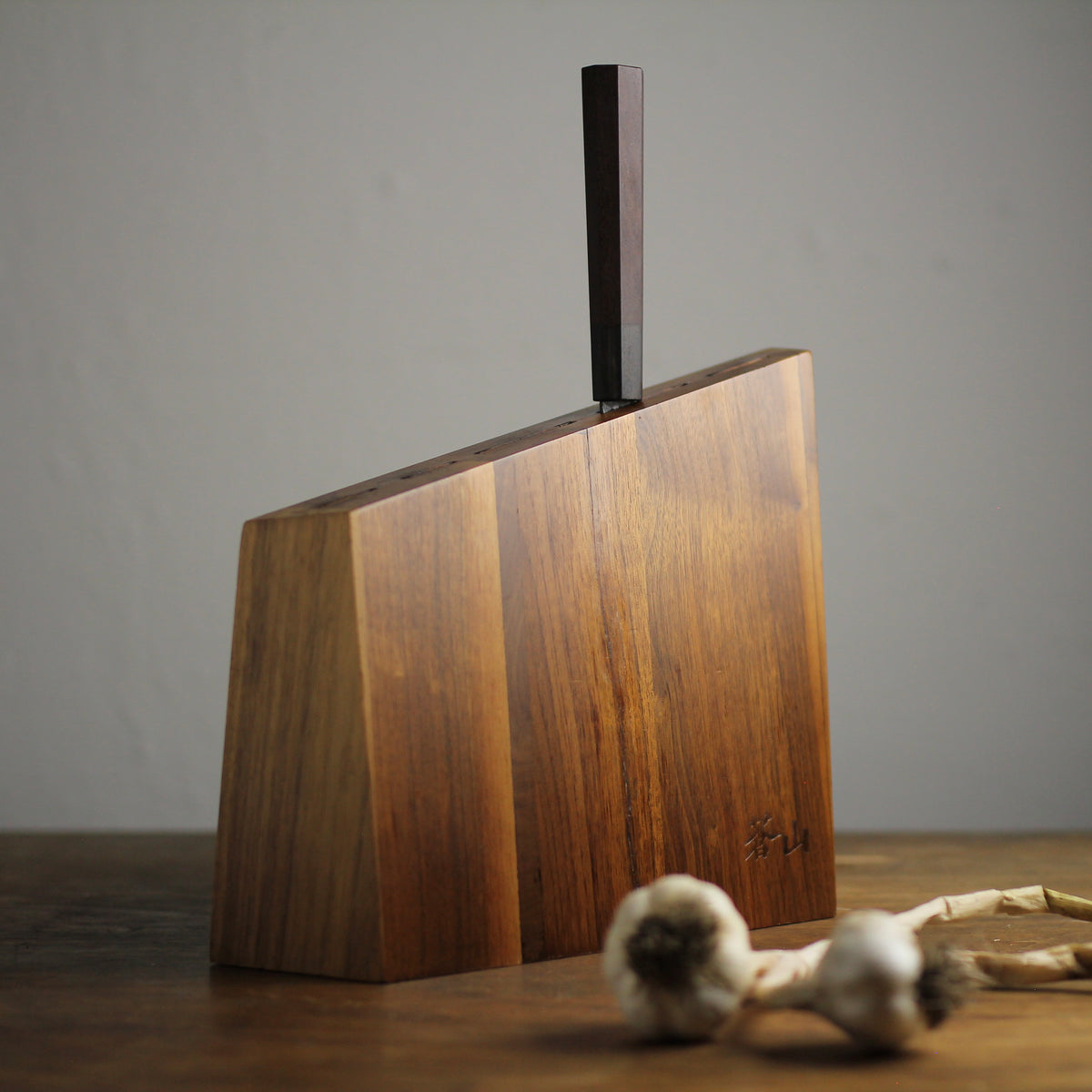 Five-Slot Cangshan Walnut Wood Knife Block